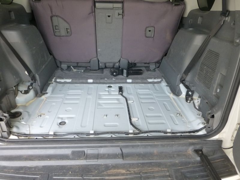 Whats this wiring do that is located under the 3rd row seats of a 150s